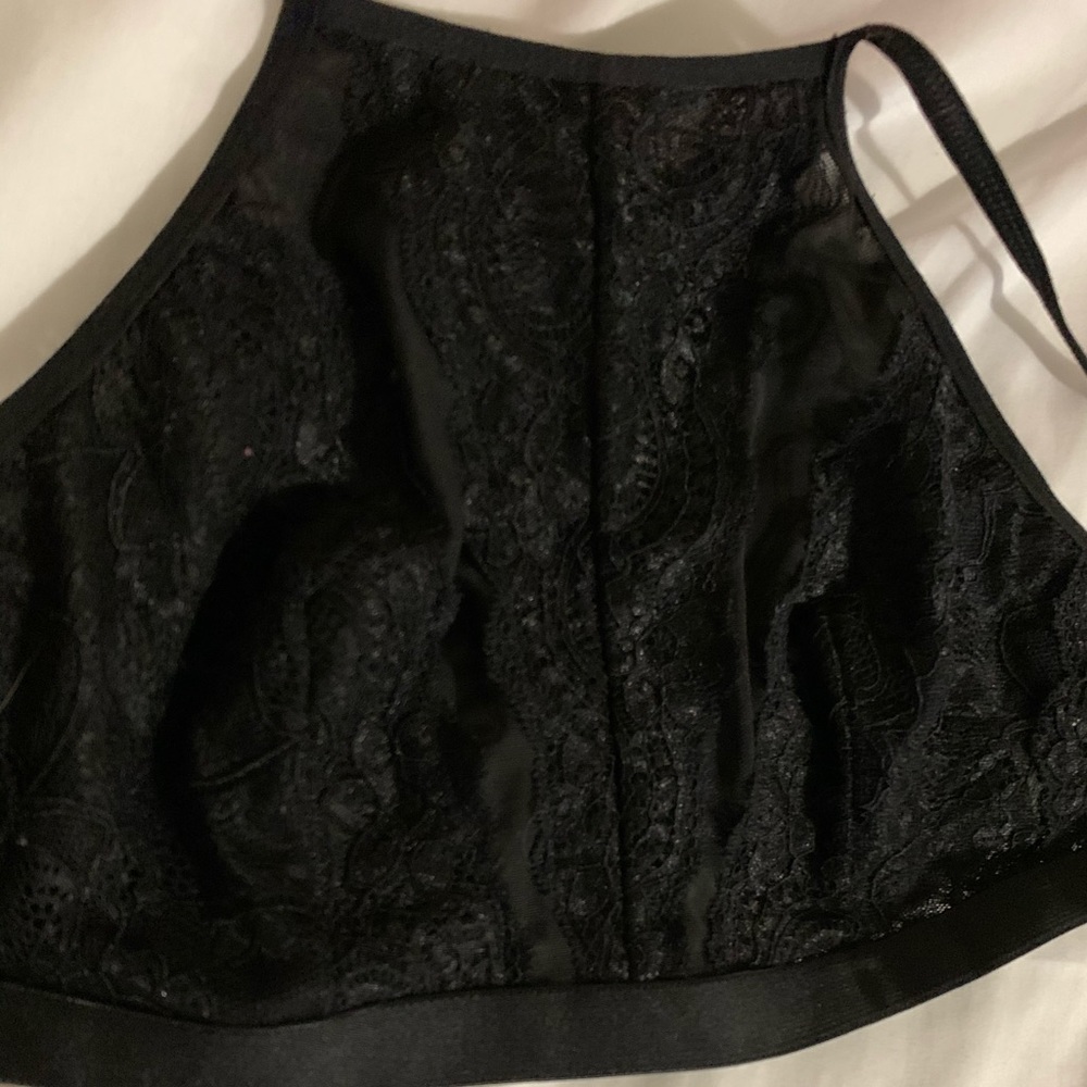 Lingerie halter bralette